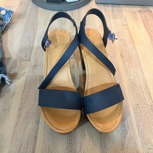 Madden Girl women block heel women size 8.5 - Picture 5 of 10